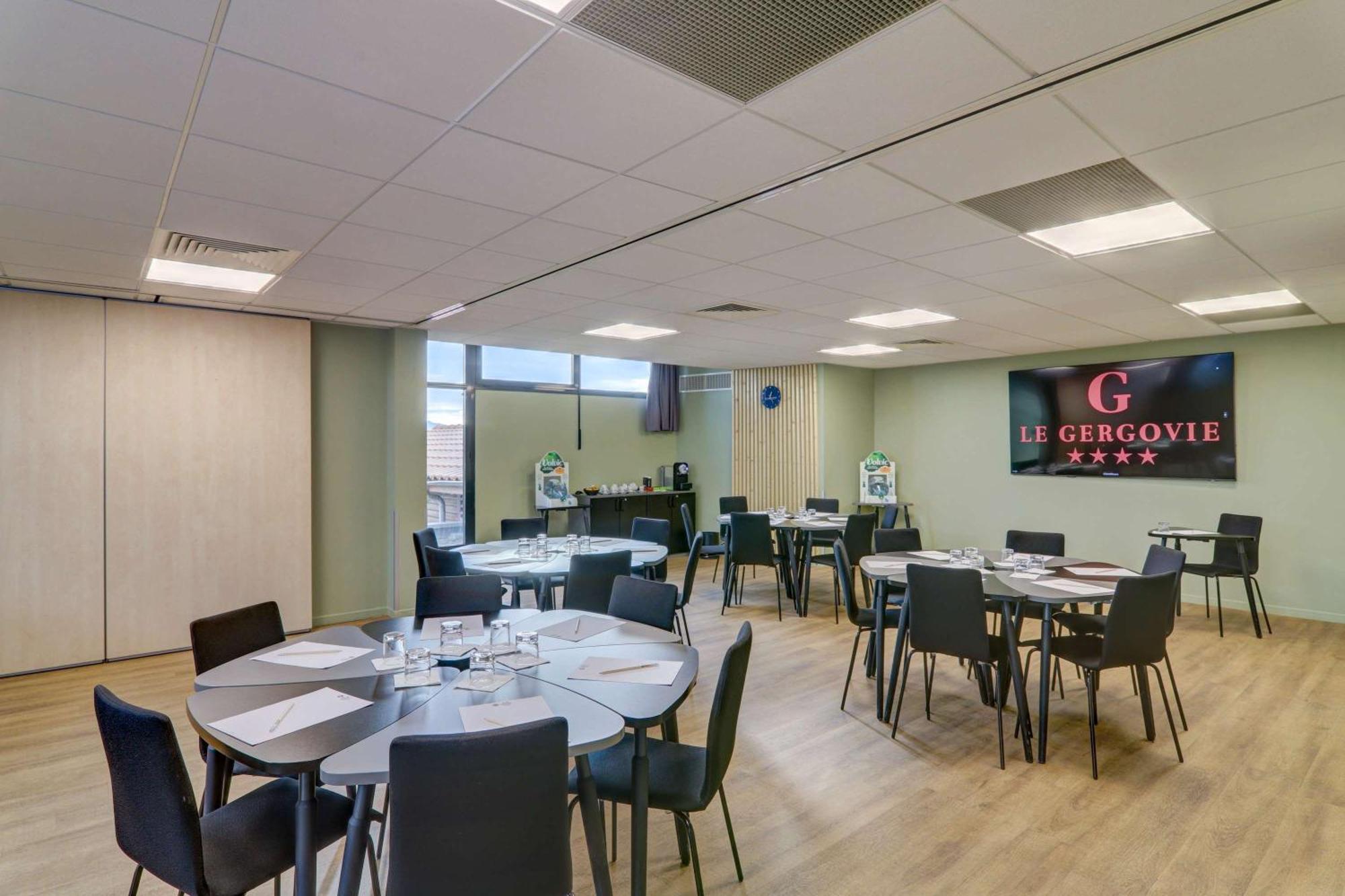 Best Western Plus Hotel Gergovie Perignat-les-Sarlieve Zewnętrze zdjęcie
